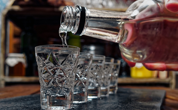 伏特加酒進口報關所需資料有哪些?進口酒類資料 伏特加酒進口報關