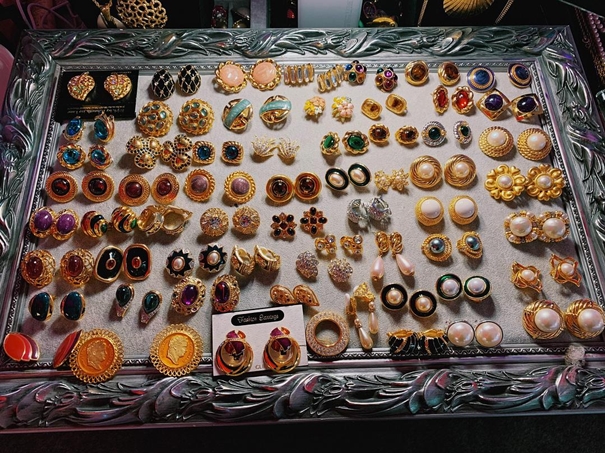 1630576322406261.jpg 進(jìn)口古董清關(guān)代理