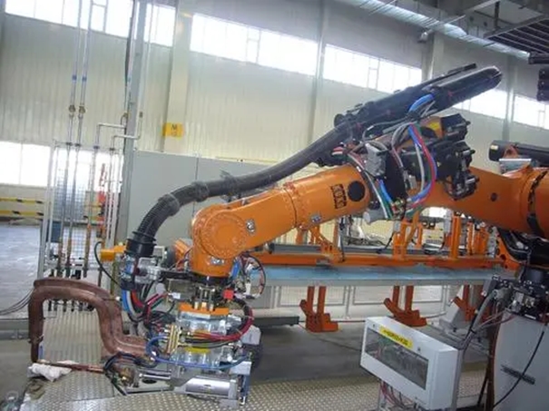 1631181924409074.jpg 二手機械設備清關