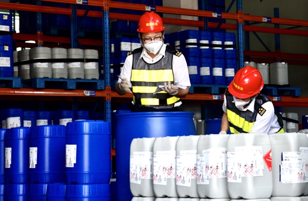 1634726015442323.jpg 廣州白云機(jī)場危險(xiǎn)品報(bào)關(guān)_副本.jpg