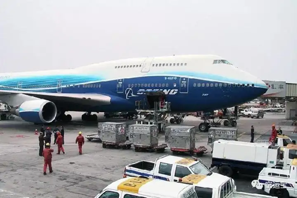 1647423254268448.png 空運進口報關(guān)代理_副本.png